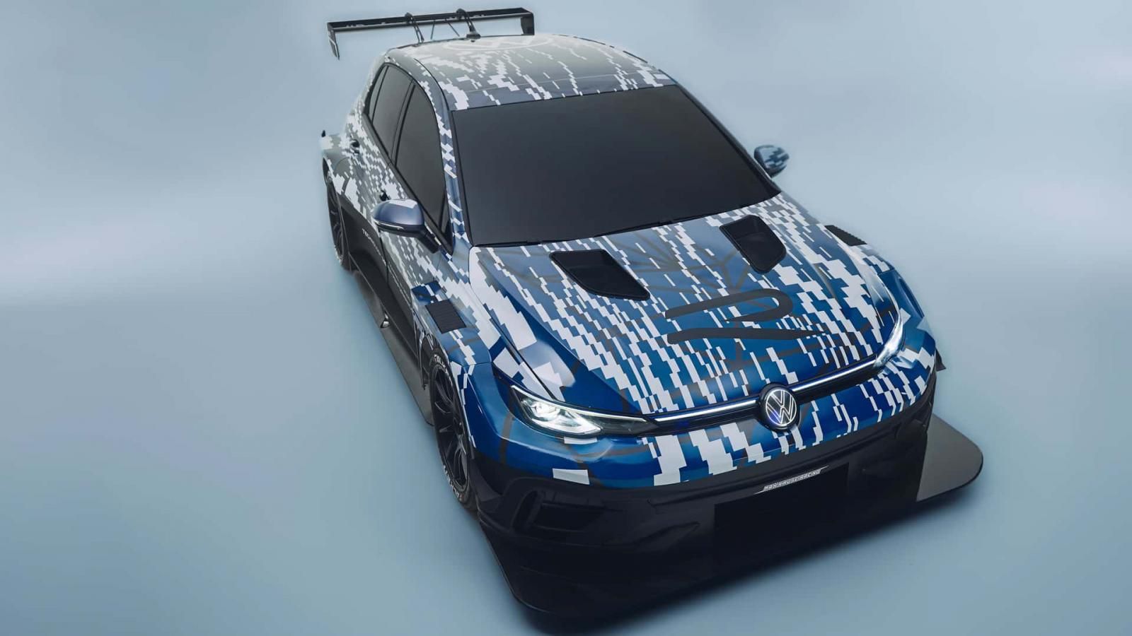 Το σκληροπυρηνικό VW Golf R 24H ετοιμάζεται για το Nürburgring